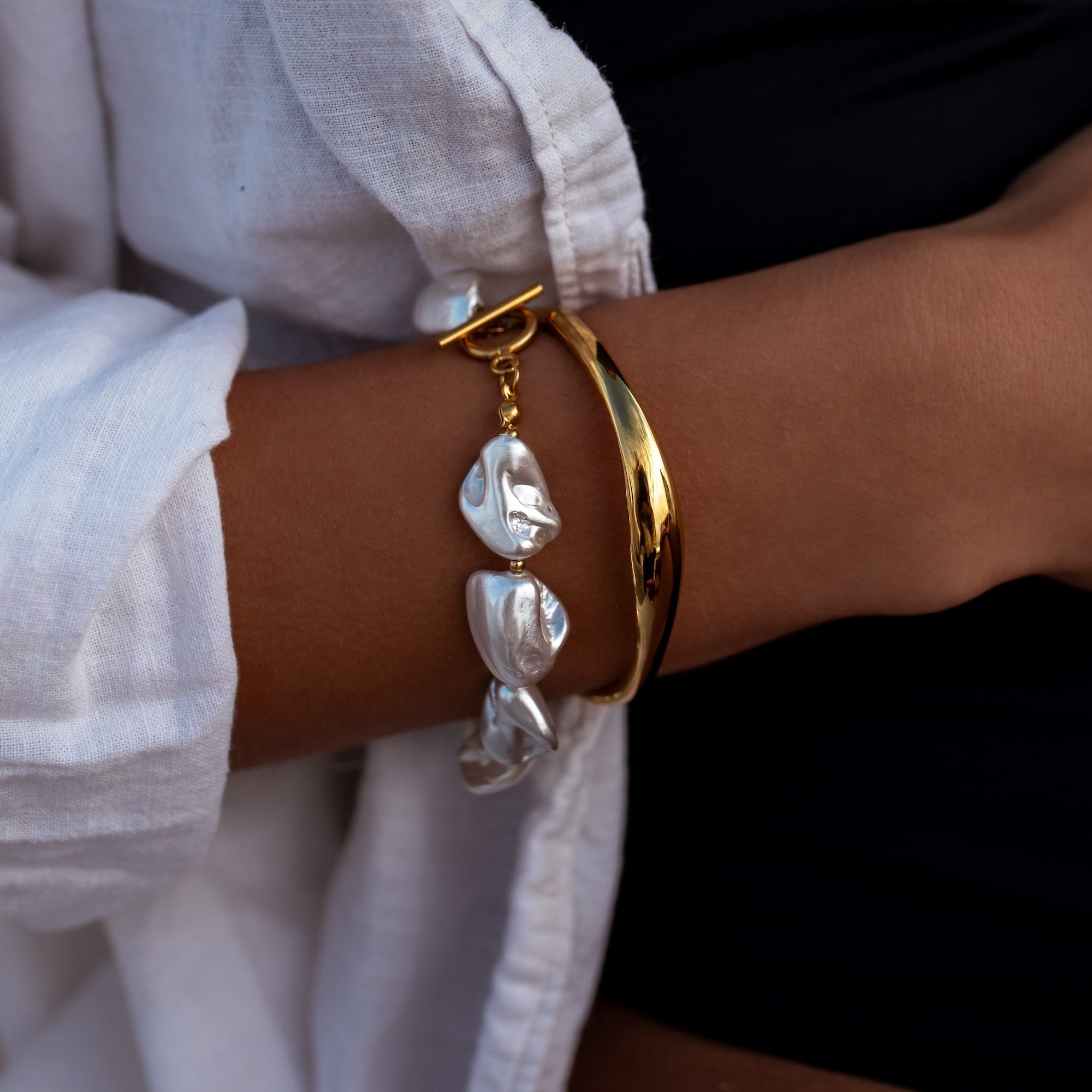 COMO Sculpted Cuff
