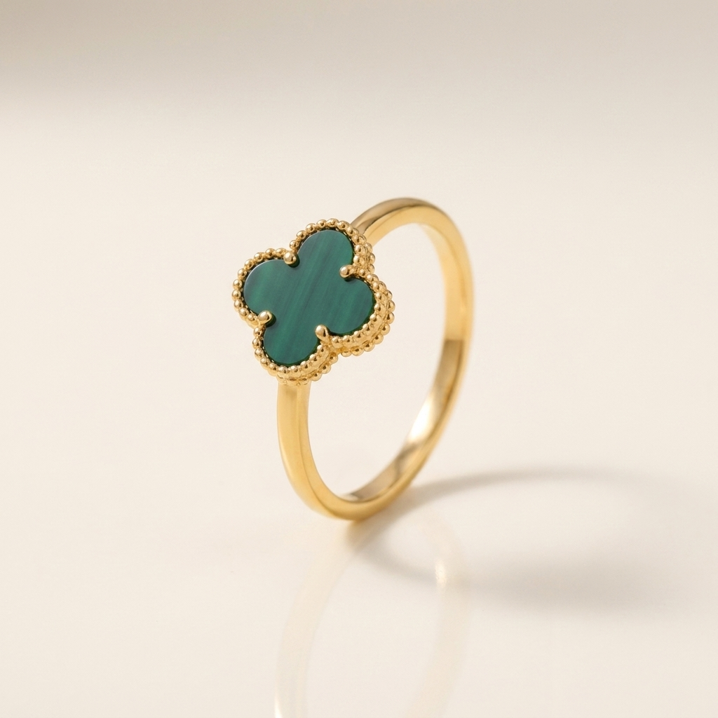 LOIRE Clover Ring — three-quarter upright view