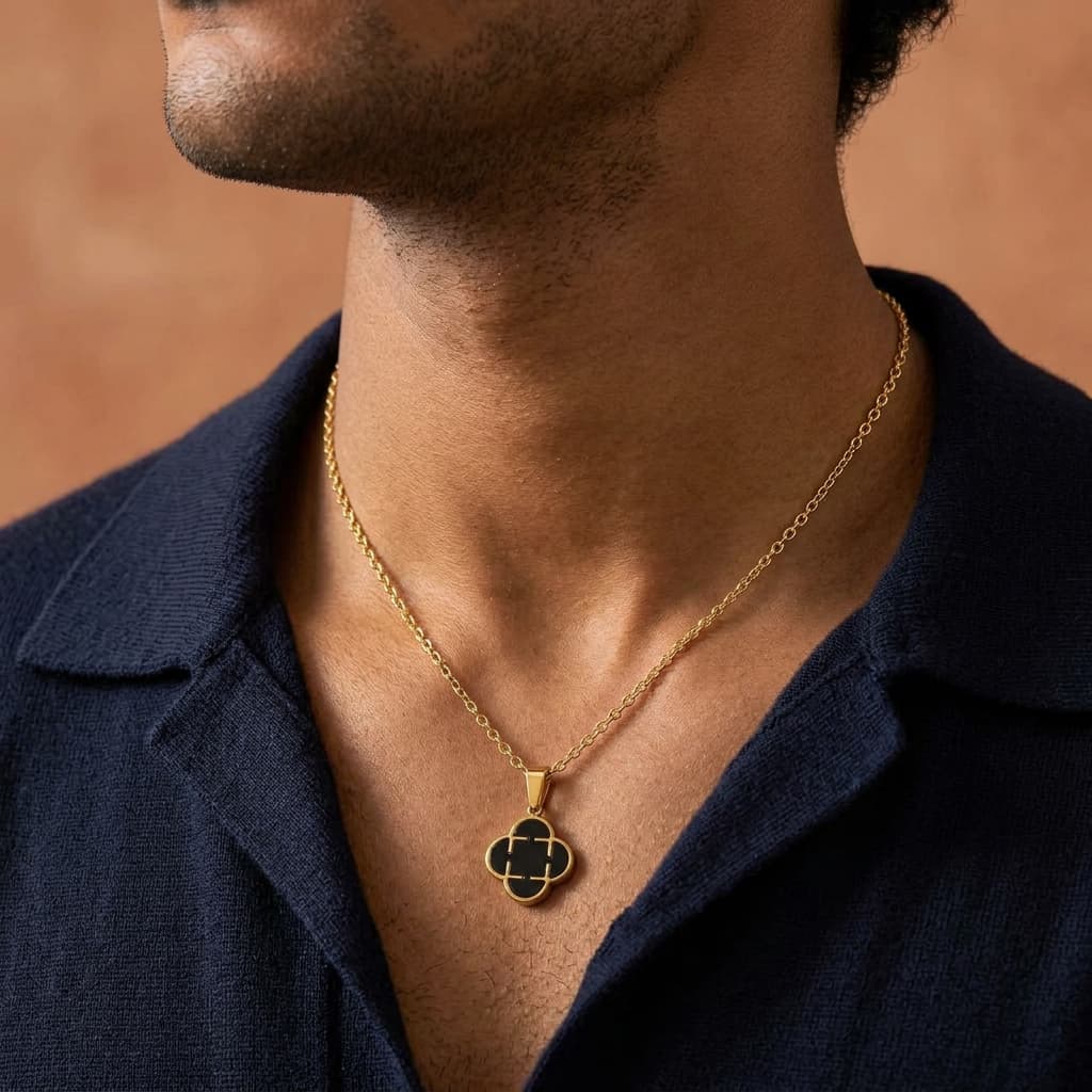 VENDÔME Clover Necklace