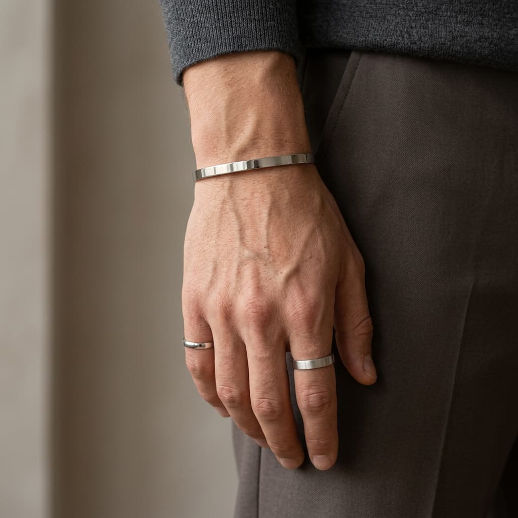 RAVELLO Cuff Bracelet