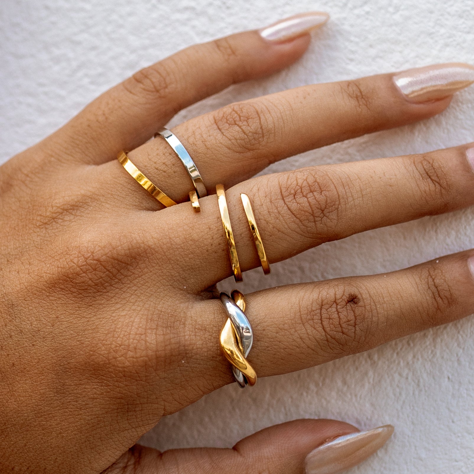 MONACO Band Ring