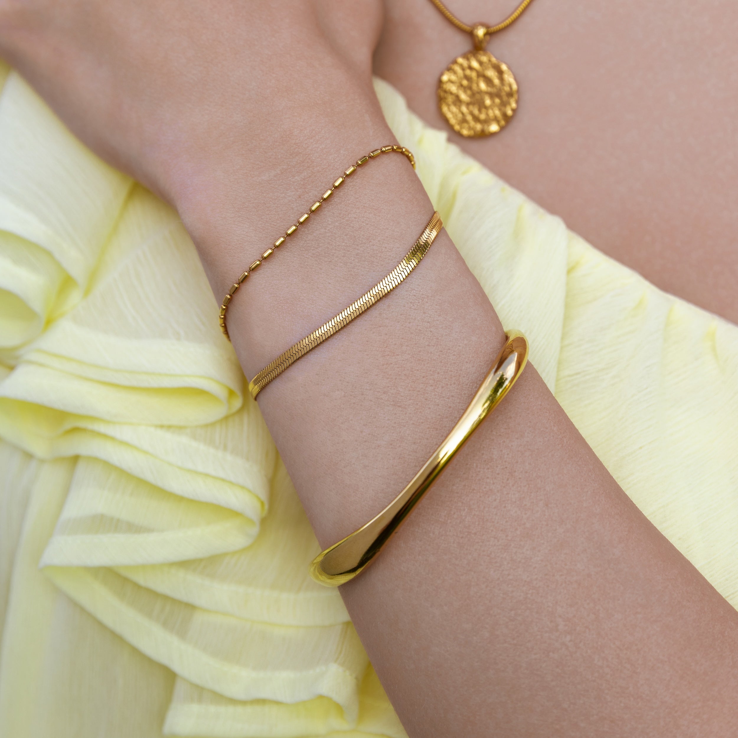COMO Sculpted Cuff