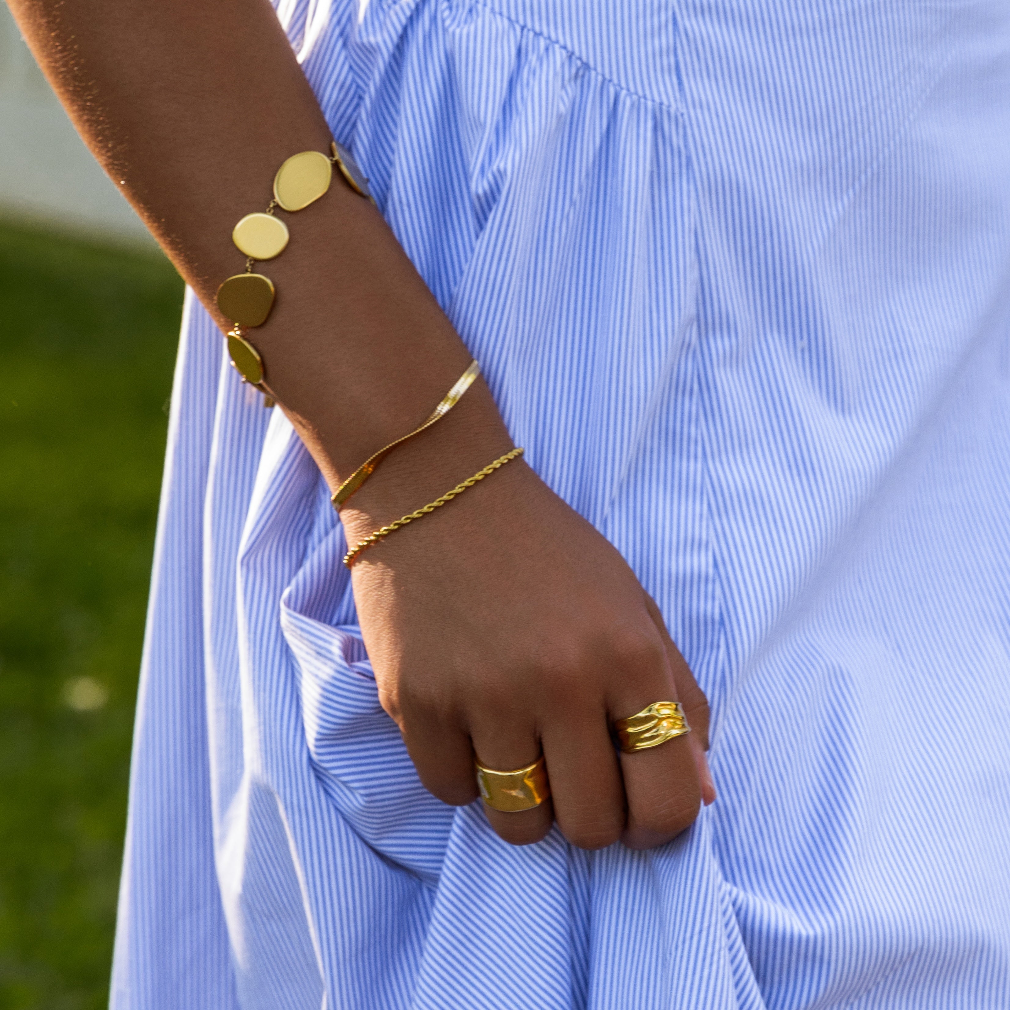 CASSIS Disc Bracelet